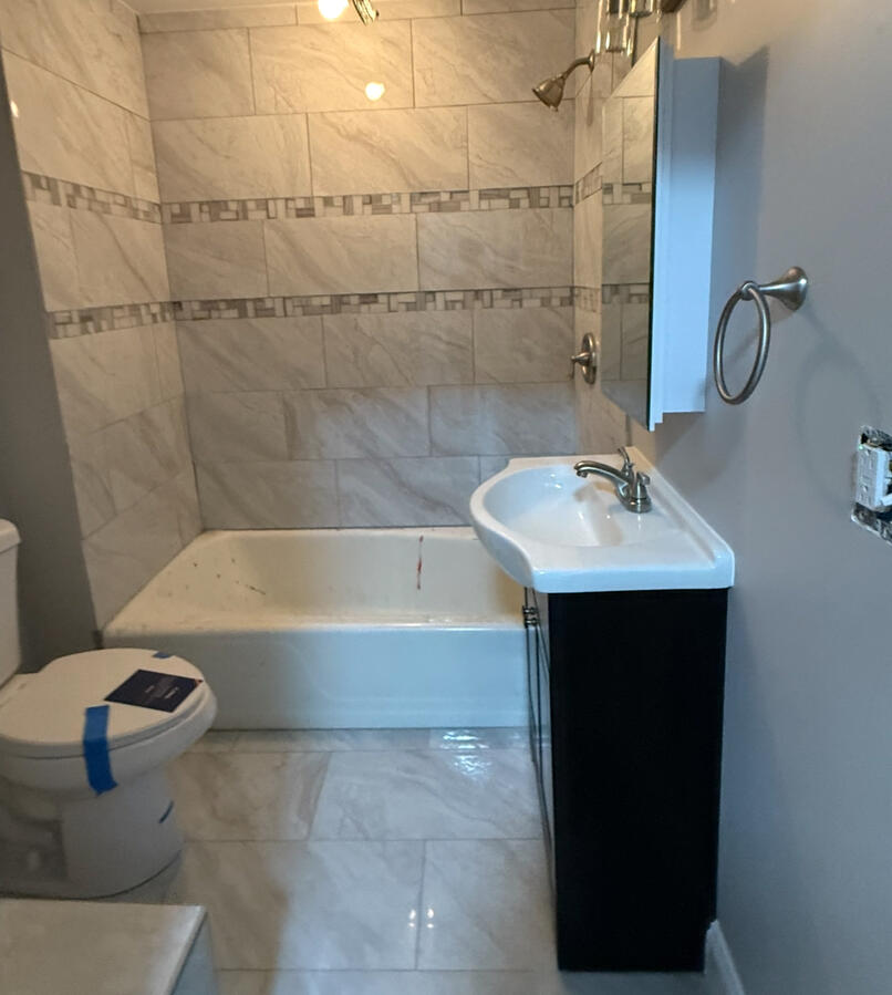 Bathroom Cleaning for Move in