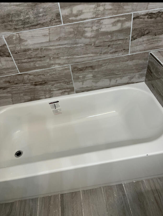 Bathtub, LVP install and tub/shower install + cleaning Bathtub, LVP install and tub/shower install + cleaning